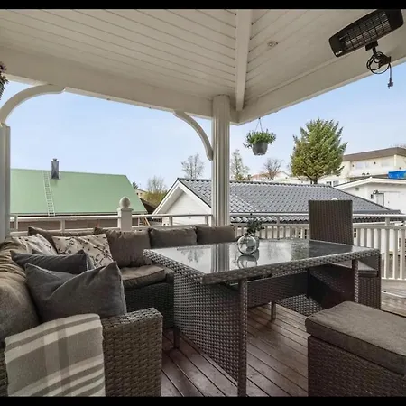 Kb - Sentrum Leknes Vestvagoy