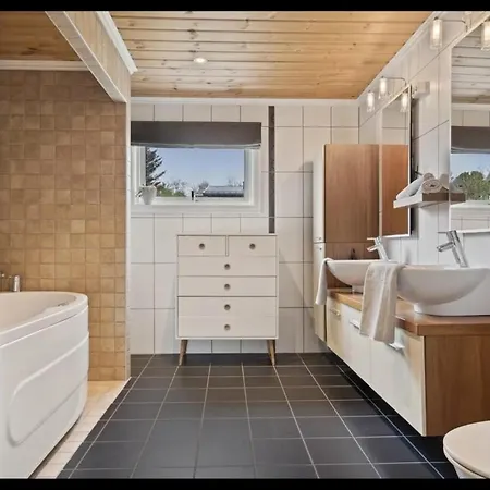 Villaer Kb - Sentrum Leknes